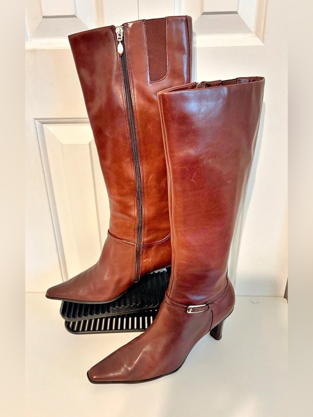 JOAN & DAVID CIRCA Brown Leather Heeled Knee-High Comfort Boots, Size 10M